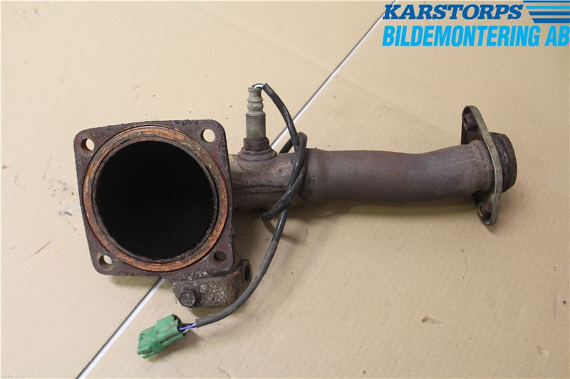 Suzuki SWIFT 05-10 Avgas Främre Rör