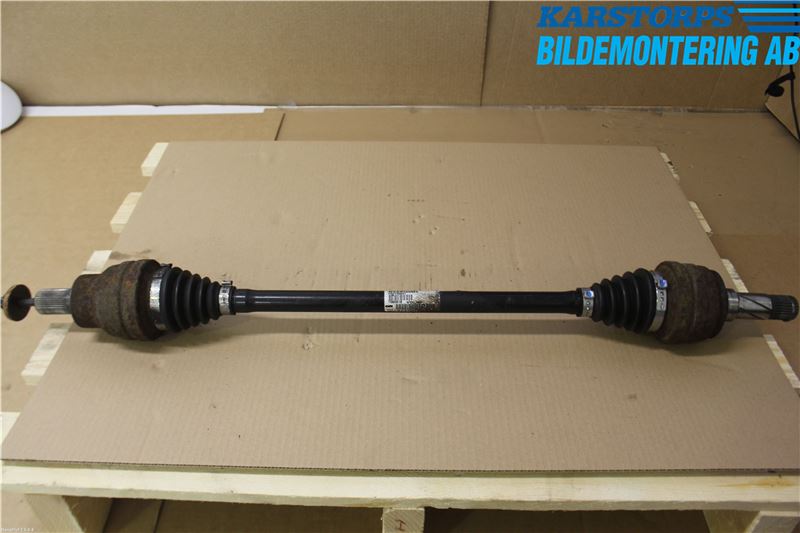 Volvo XC70 05-07 Drivaxel Bak Höger