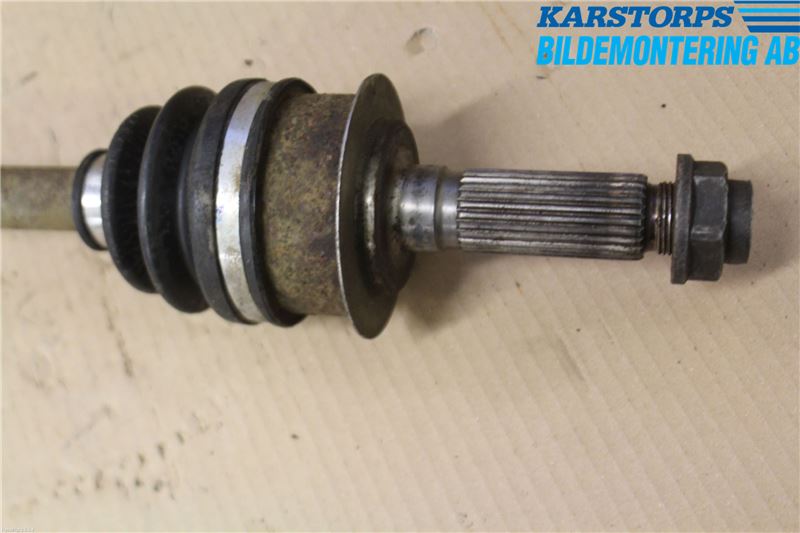Subaru OUTBACK   07-09 Drivaxel Bak Vänster