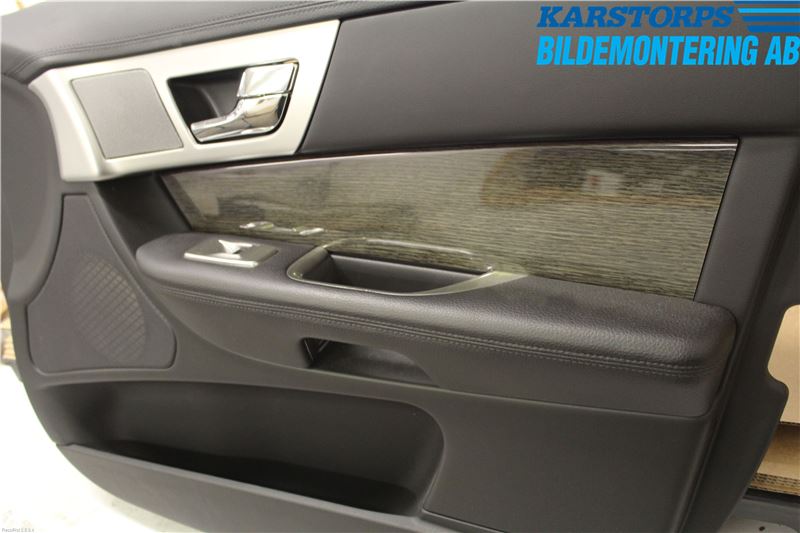 Jaguar XF 08-15 Dörrklädsel Hö