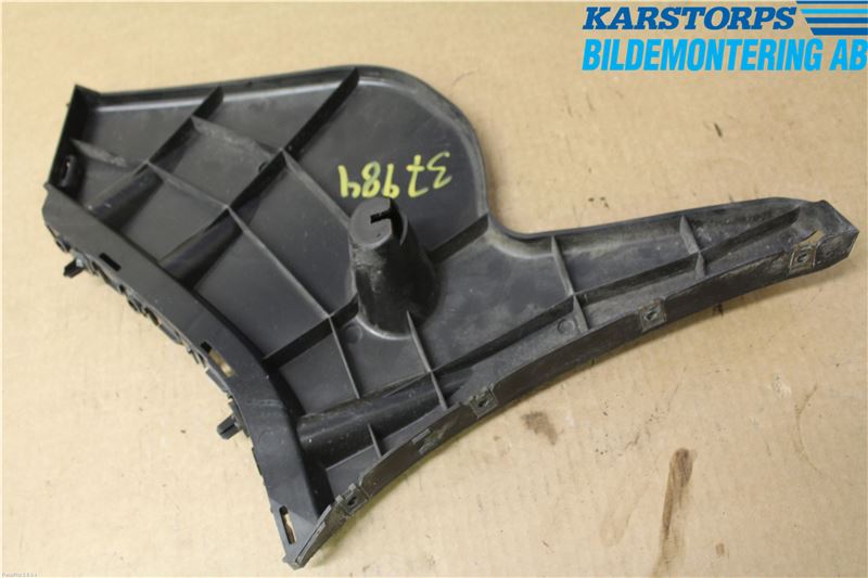 Volvo V60 14-18 Stötfångarfäste Bak Hö