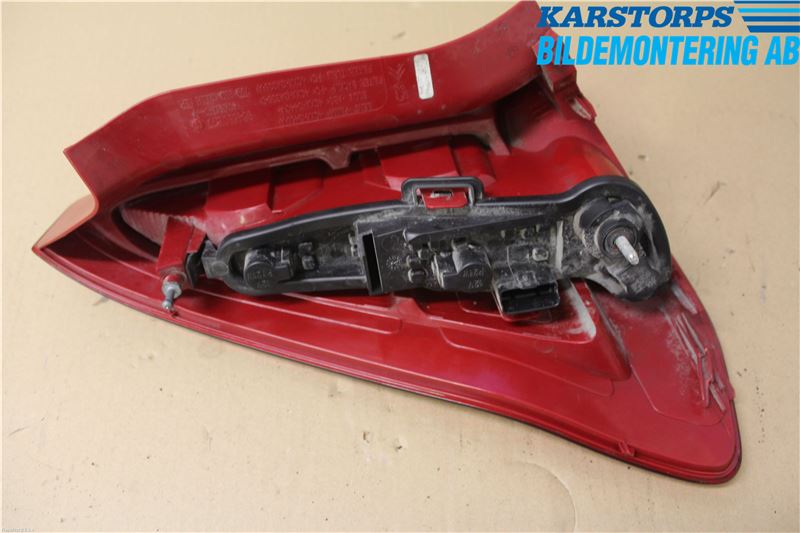Citroen C4 I   05-10 Bakljus Höger