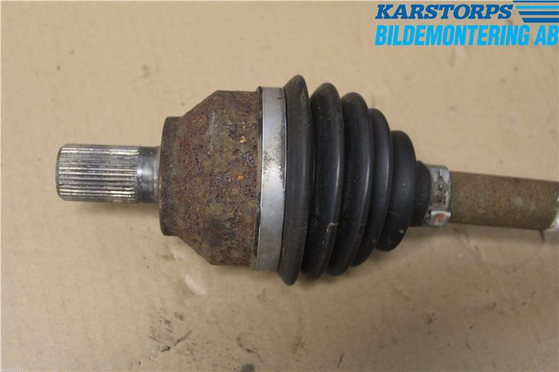 Volvo V50 08-12 Drivaxel Fram Vänster