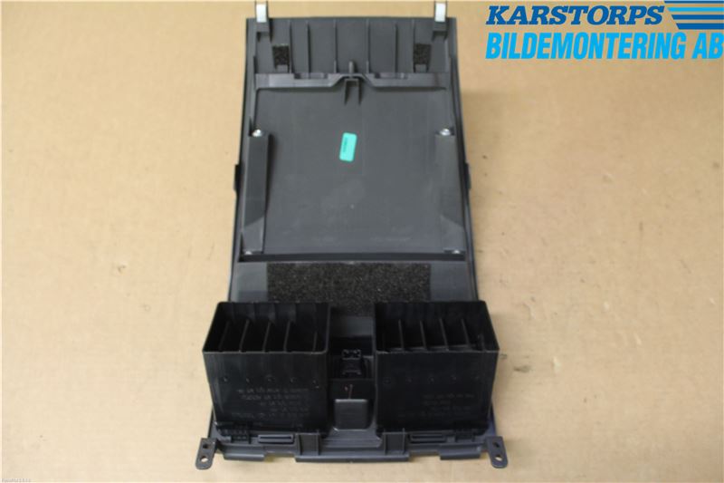 Suzuki SX4 06-09 Defrosterkanal-Munstycke