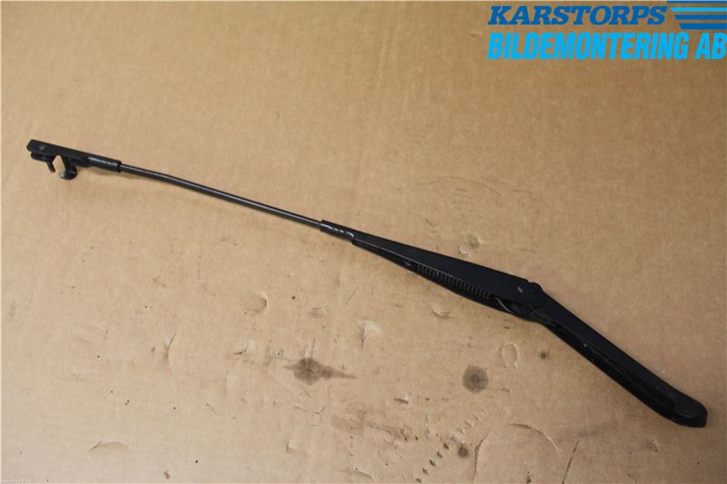 Ford FOCUS     04-07 Torkararm Armar Vindruta