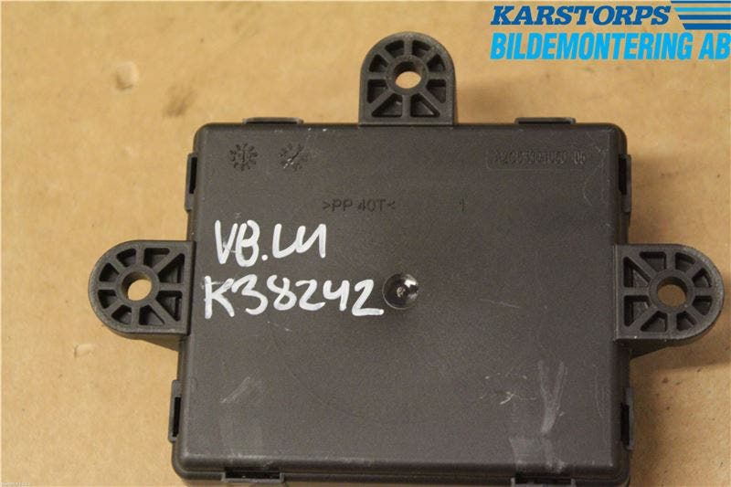 Volvo V40 12-19 Styrenhet Dörr