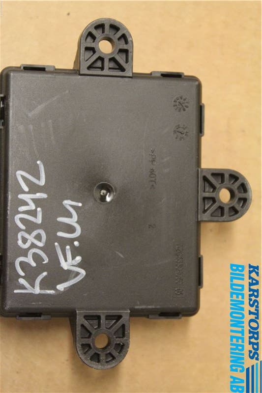 Volvo V40 12-19 Styrenhet Dörr