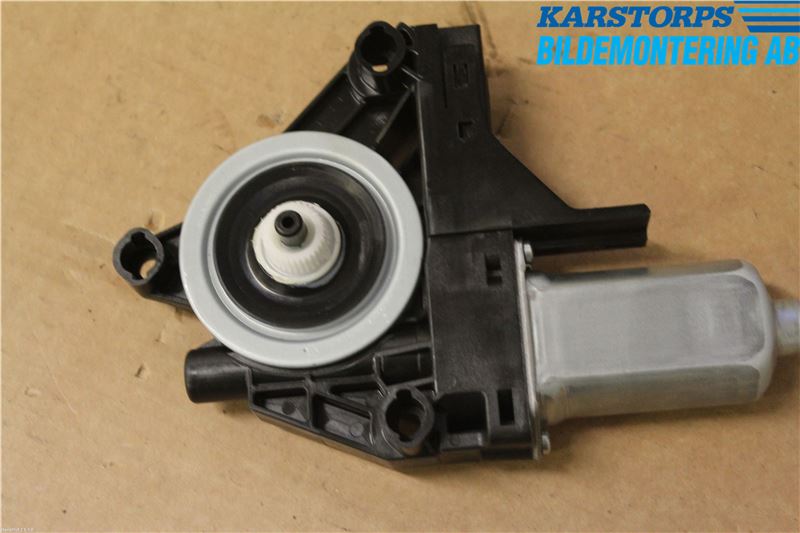 Volvo V40 12-19 Fönsterhissmotor