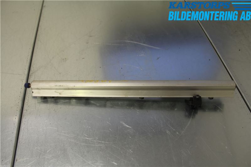 Volvo S60 05-10 Inj. Fuelrail