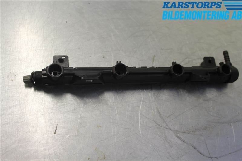 Volkswagen VW POLO 10-17 Injspridarrör