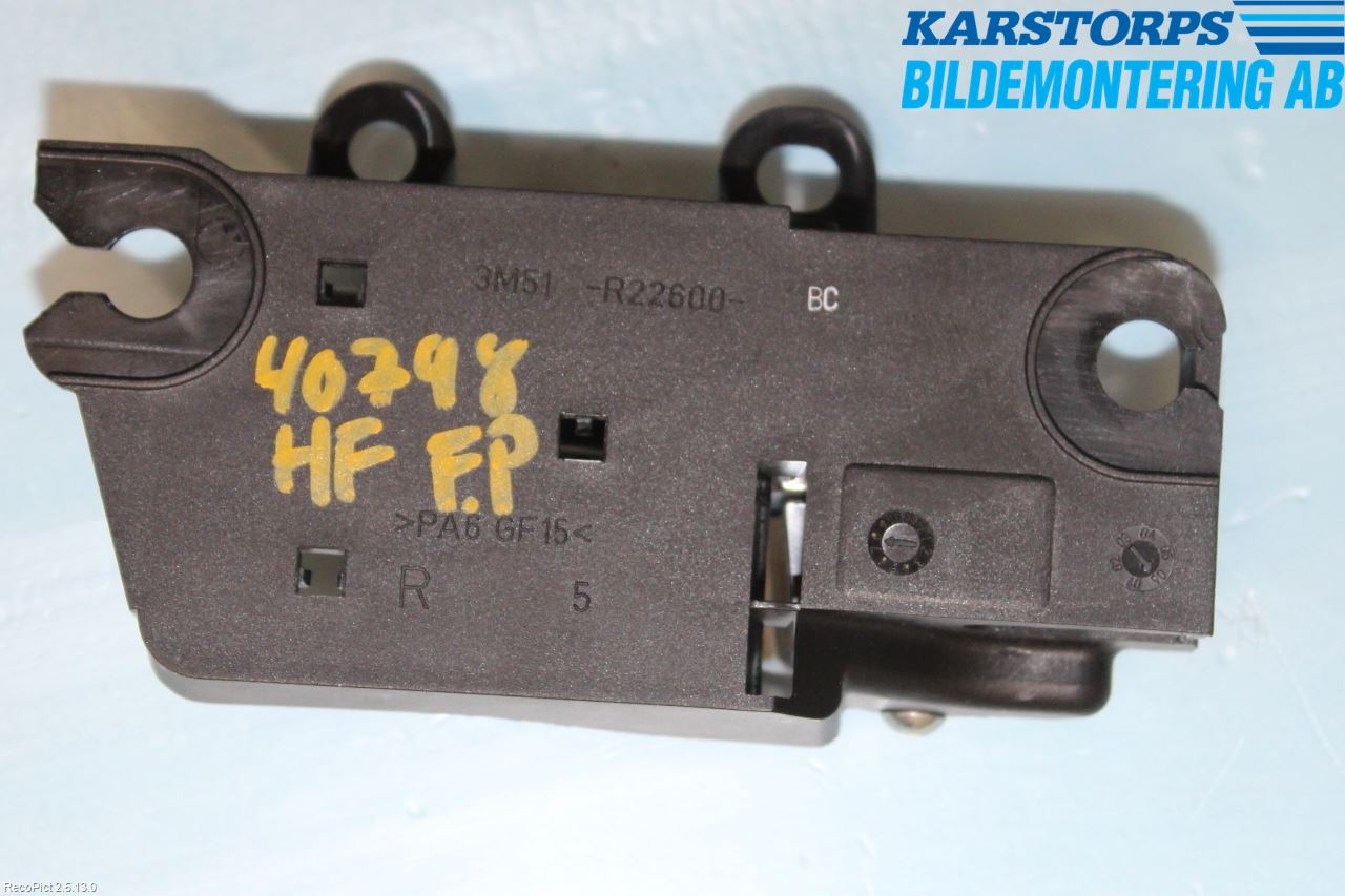 Ford FOCUS     04-07 Dörrhandtag Inre Hö