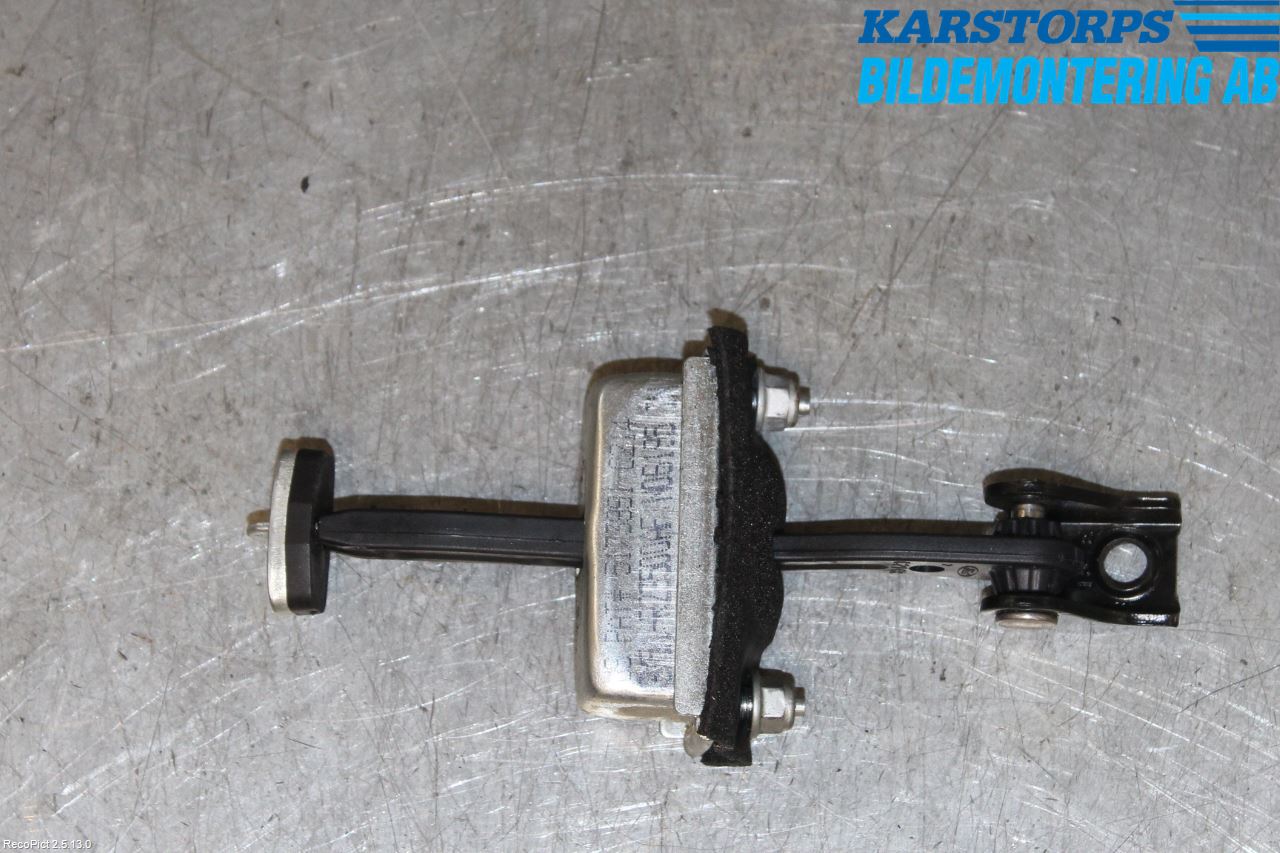 Ford FOCUS     04-07 Dörrstopp