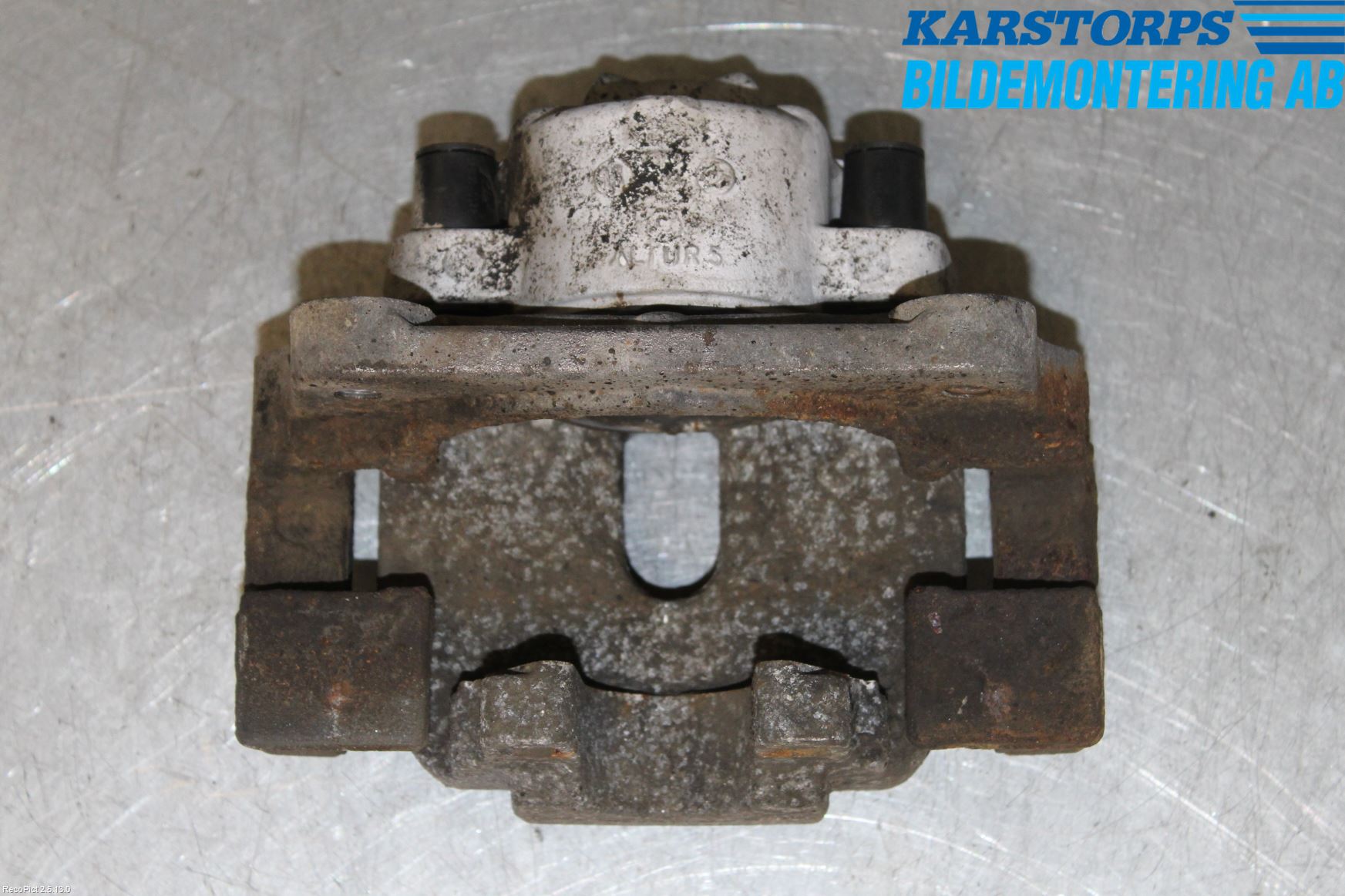 BMW 5 F10/F11/F18 09-17 Bromsok Fram Höger