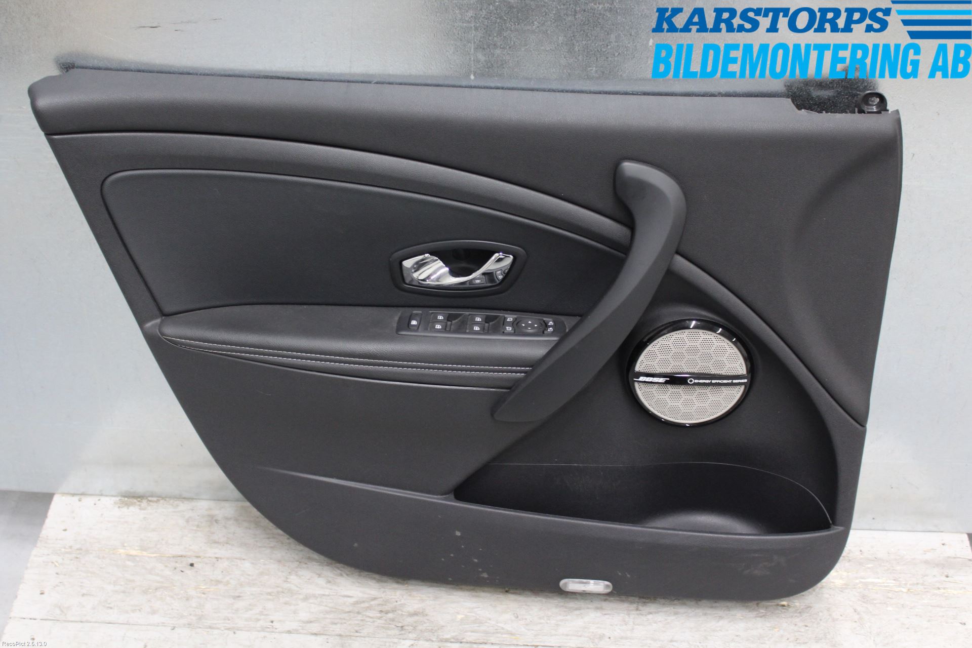 Renault MEGANE III 09-15 Dörrklädsel Vä