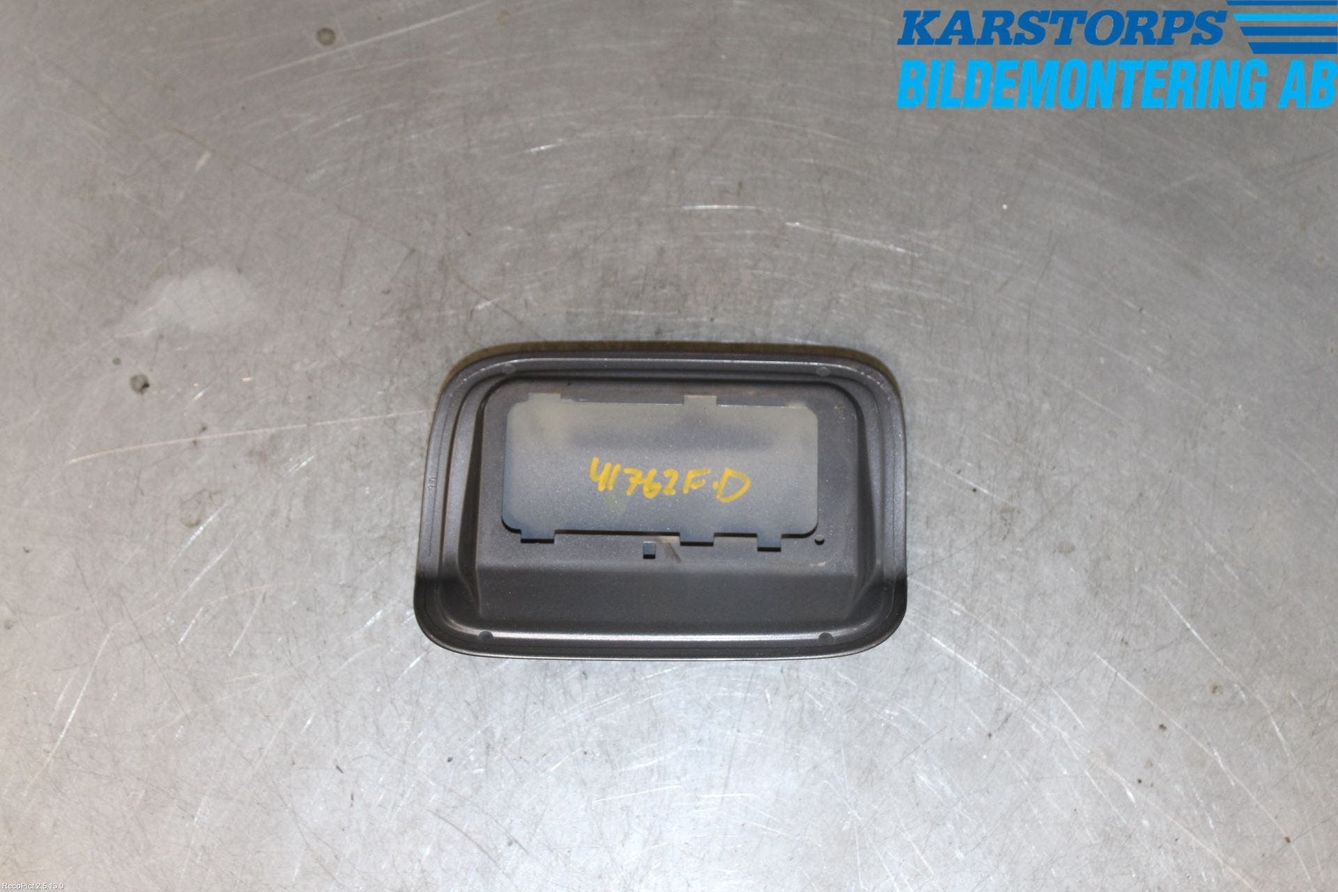 BMW 7 F01/02/03/04 09-15 Tanklucka