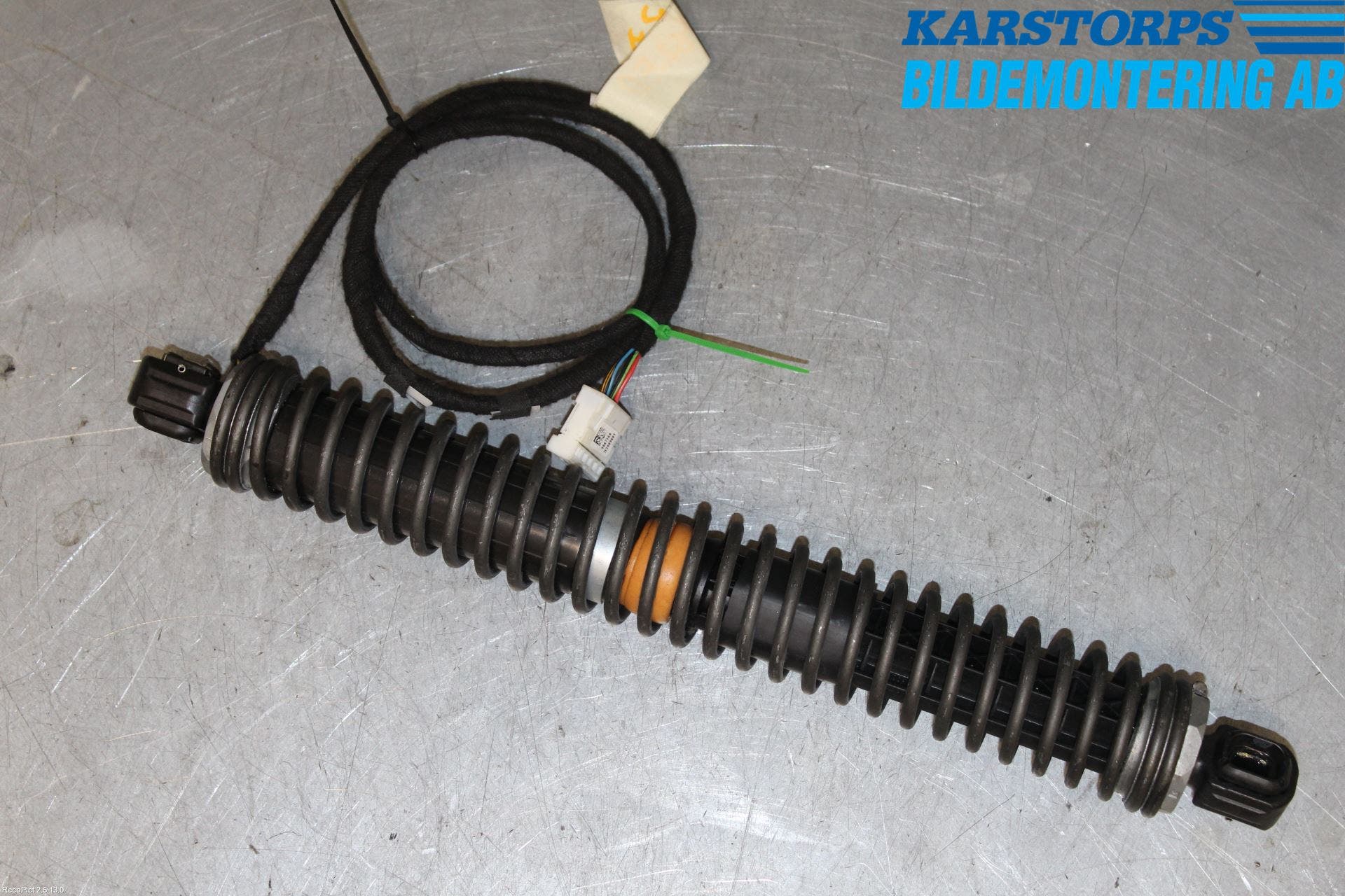 BMW 7 F01/02/03/04 09-15 Bakluckeöppnare Automatisk