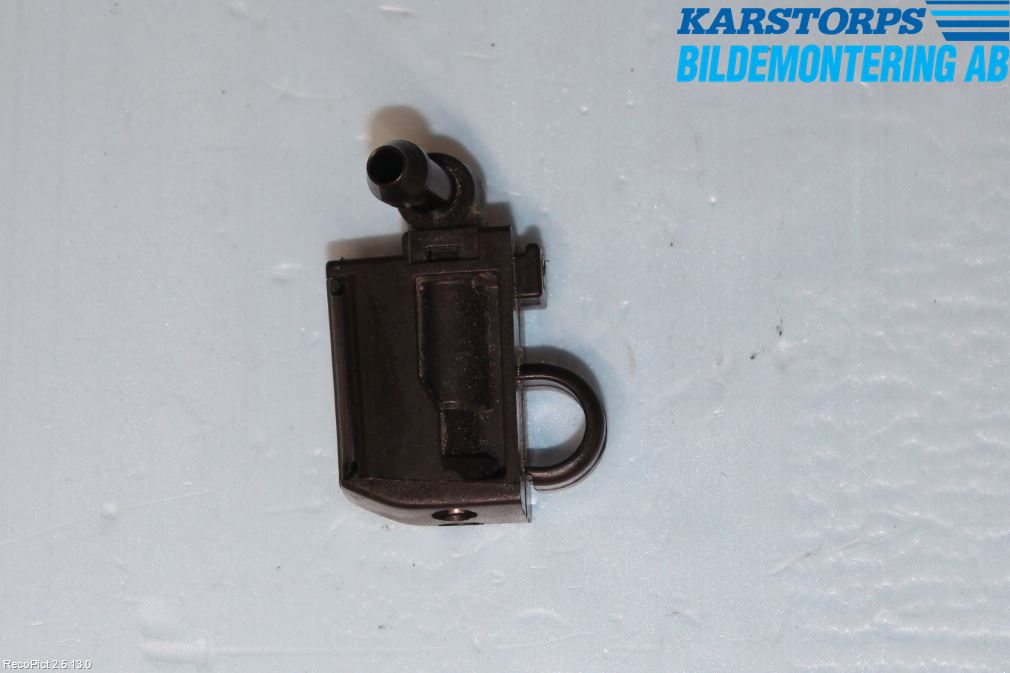 Volvo V60 14-18 Spolarmunstycke Rutor