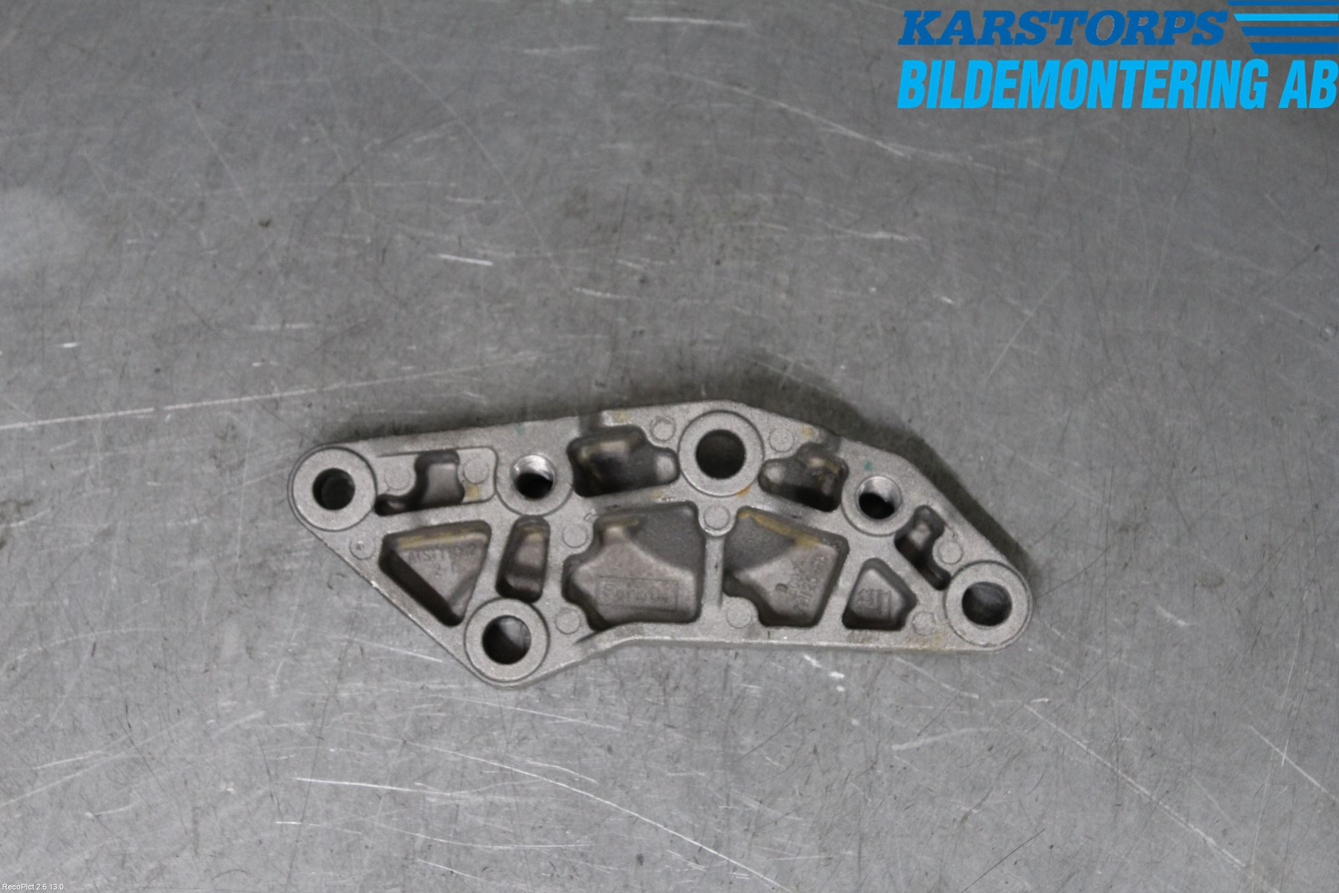 Volvo XC60 14-17 Växellådsfäste