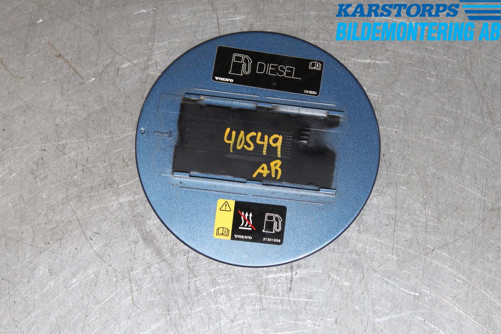 Volvo V40 12-19 Tanklucka