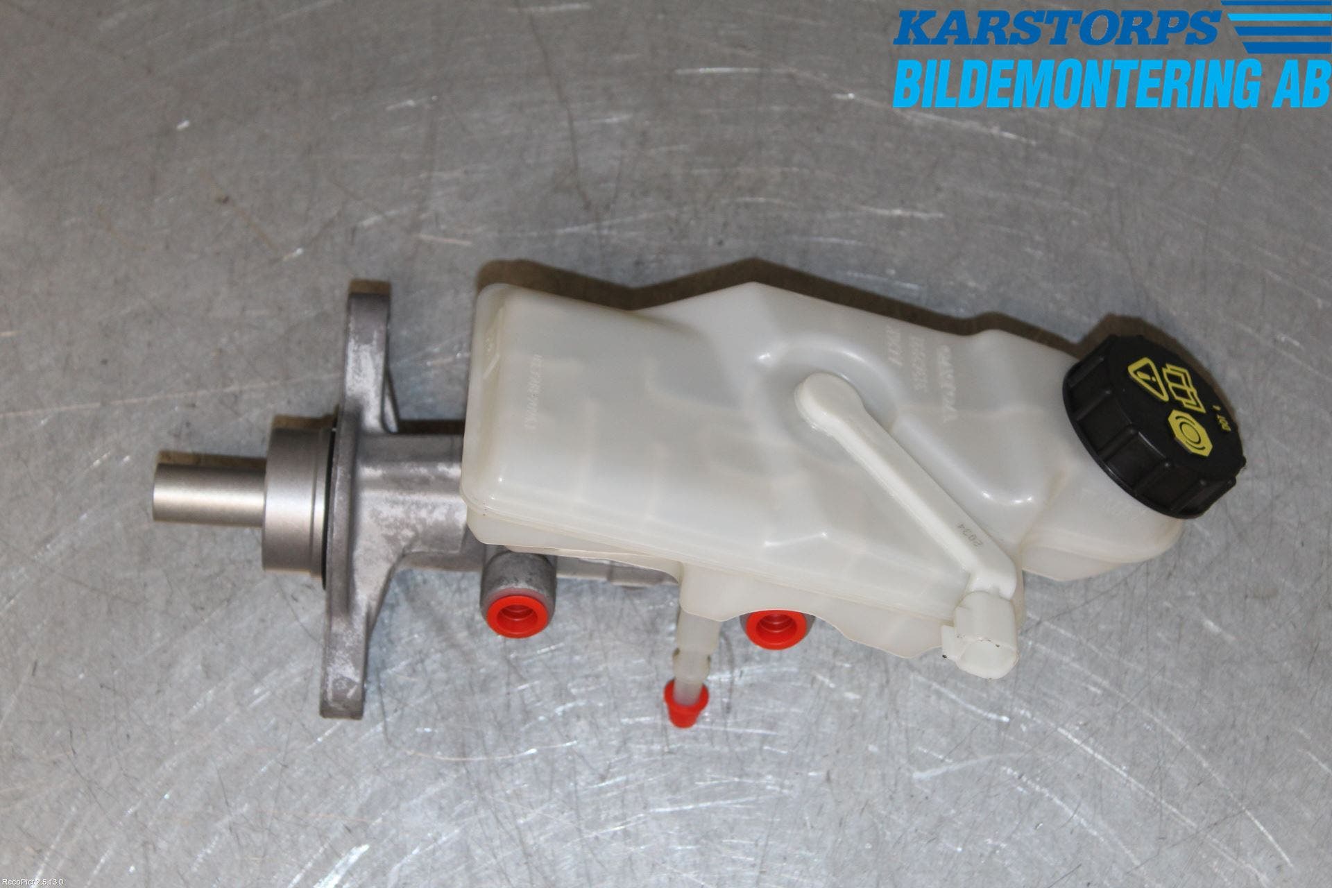 Volvo V40 12-19 Broms Huvudcylinder