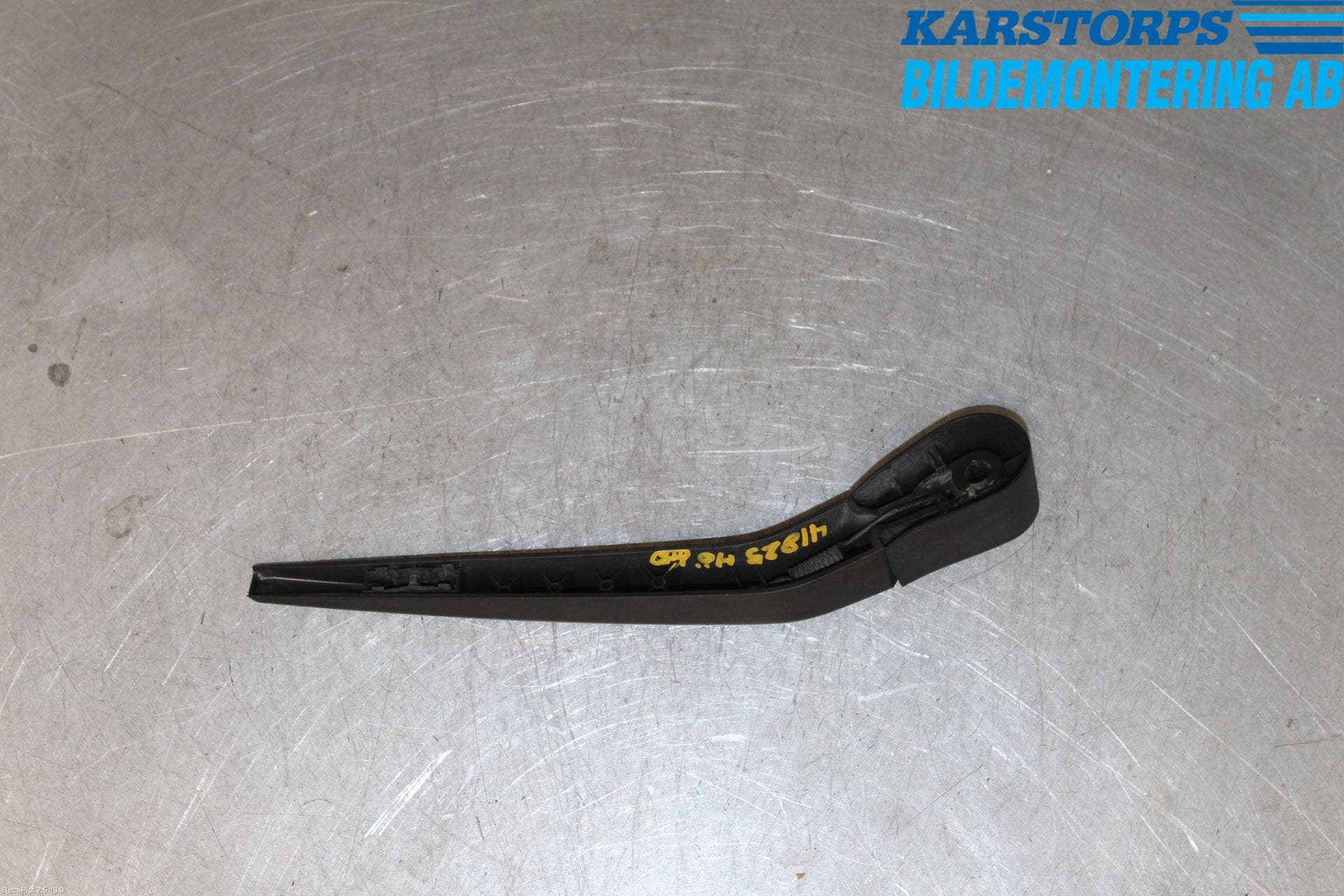 Volvo V40 12-19 Torkararm-Bakruta