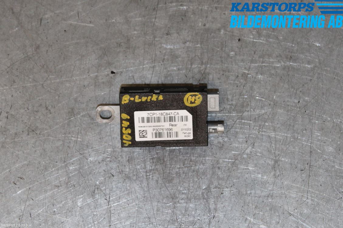 Volvo V40 12-19 Antennförstärkare