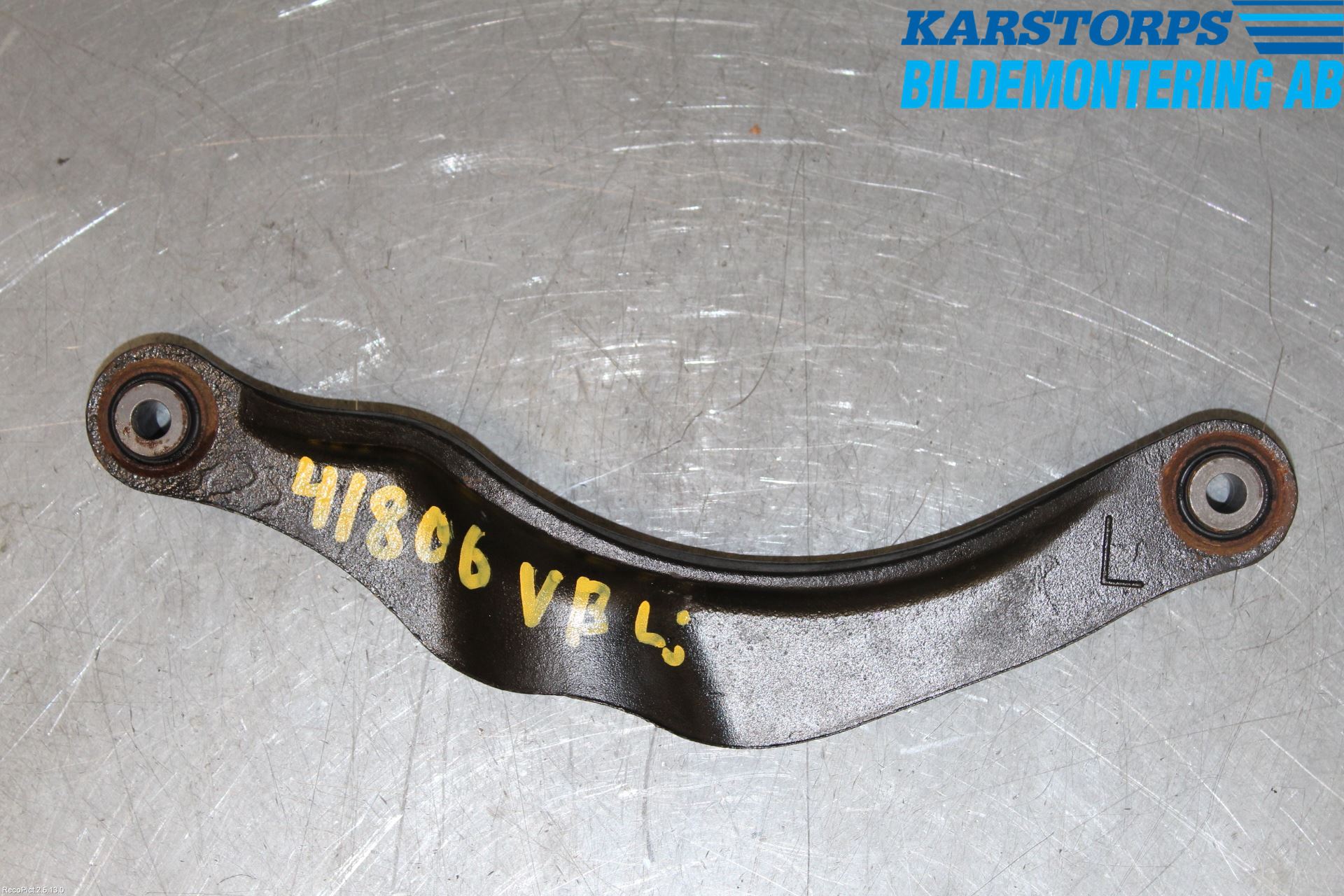 Volvo XC70 14-16 Bärarm Bak Övre Vänster
