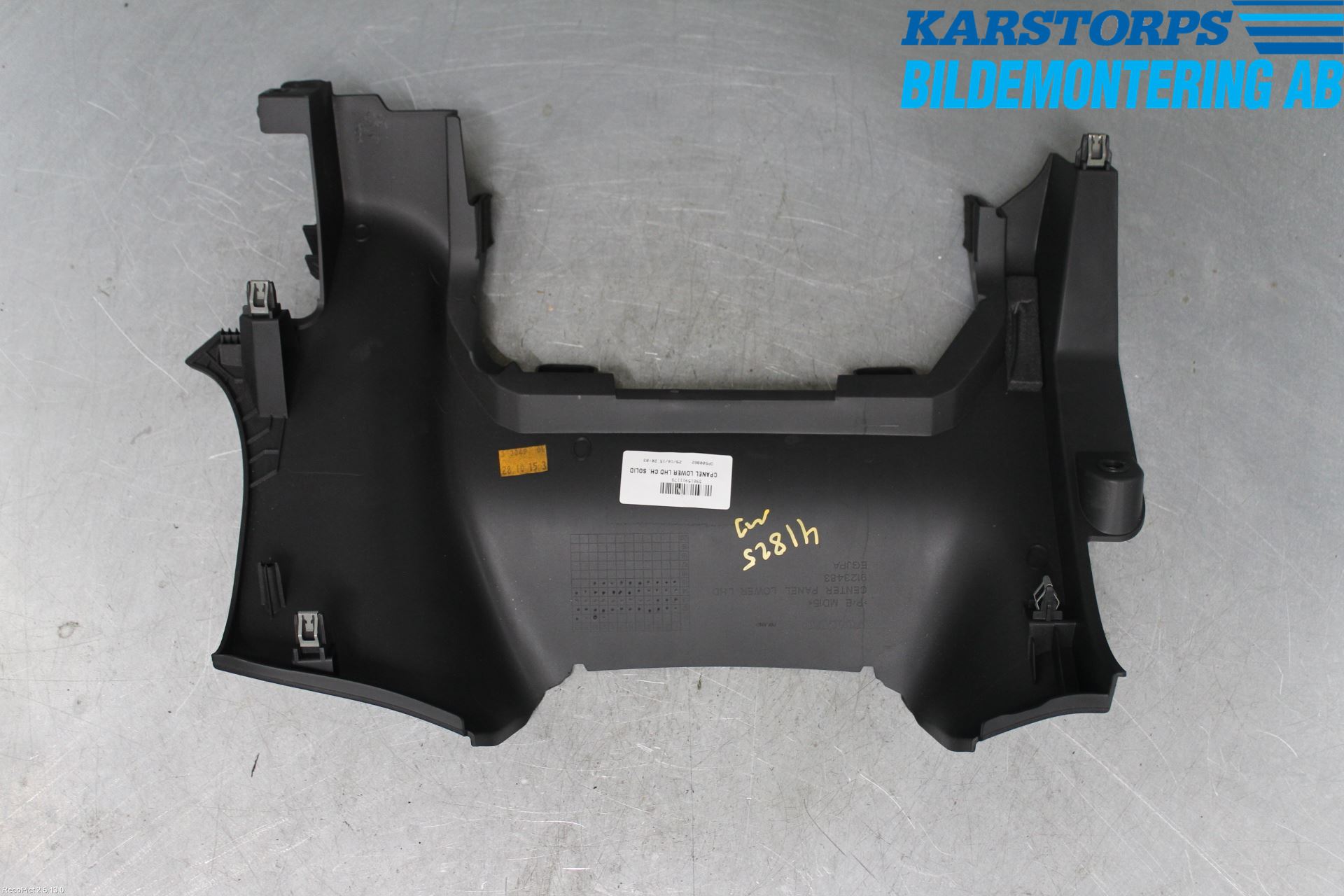 Volvo V40 12-19 Instrumentbräda Sparkskydd