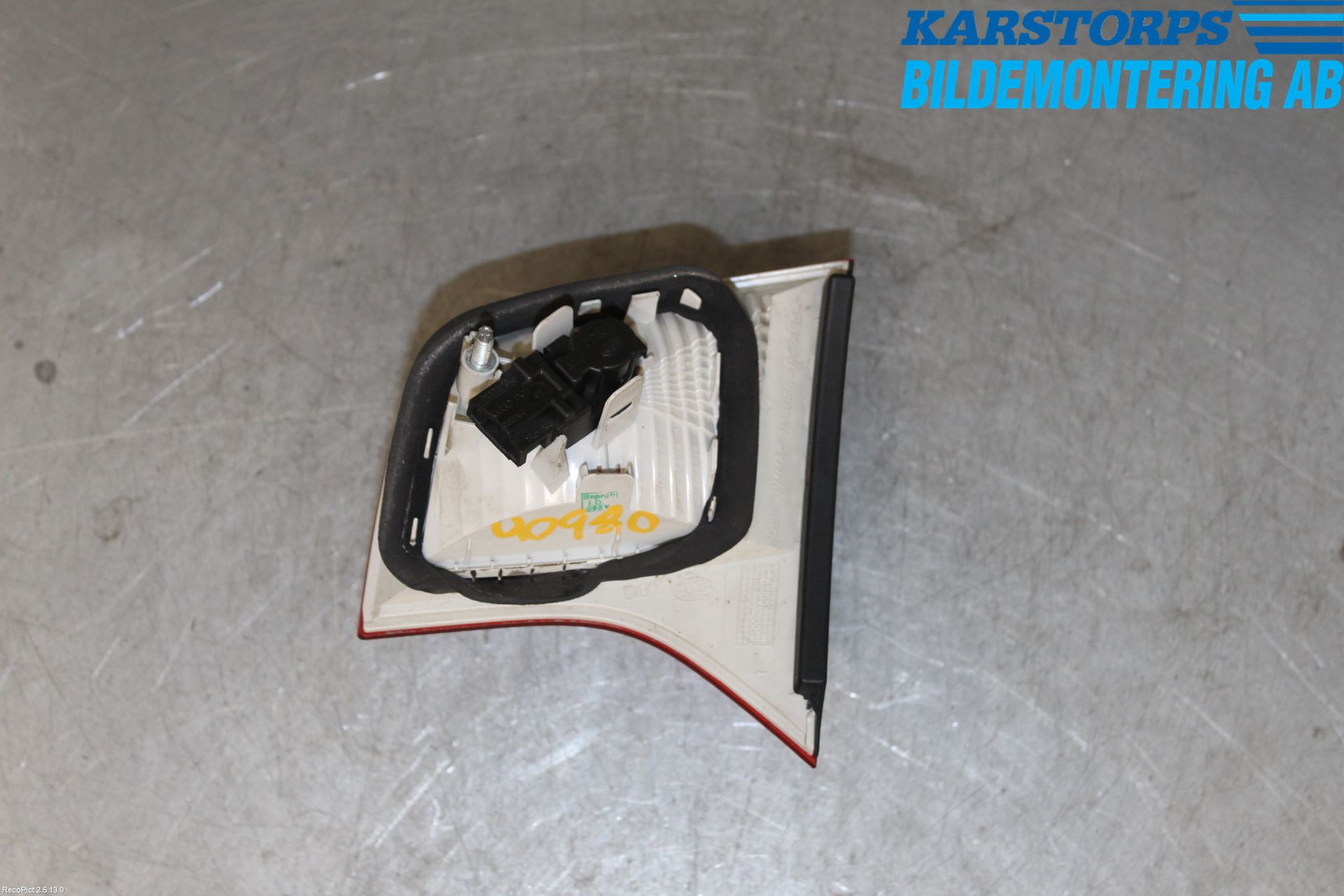 Audi A4/S4 05-07 Bakljus Lucka Vä