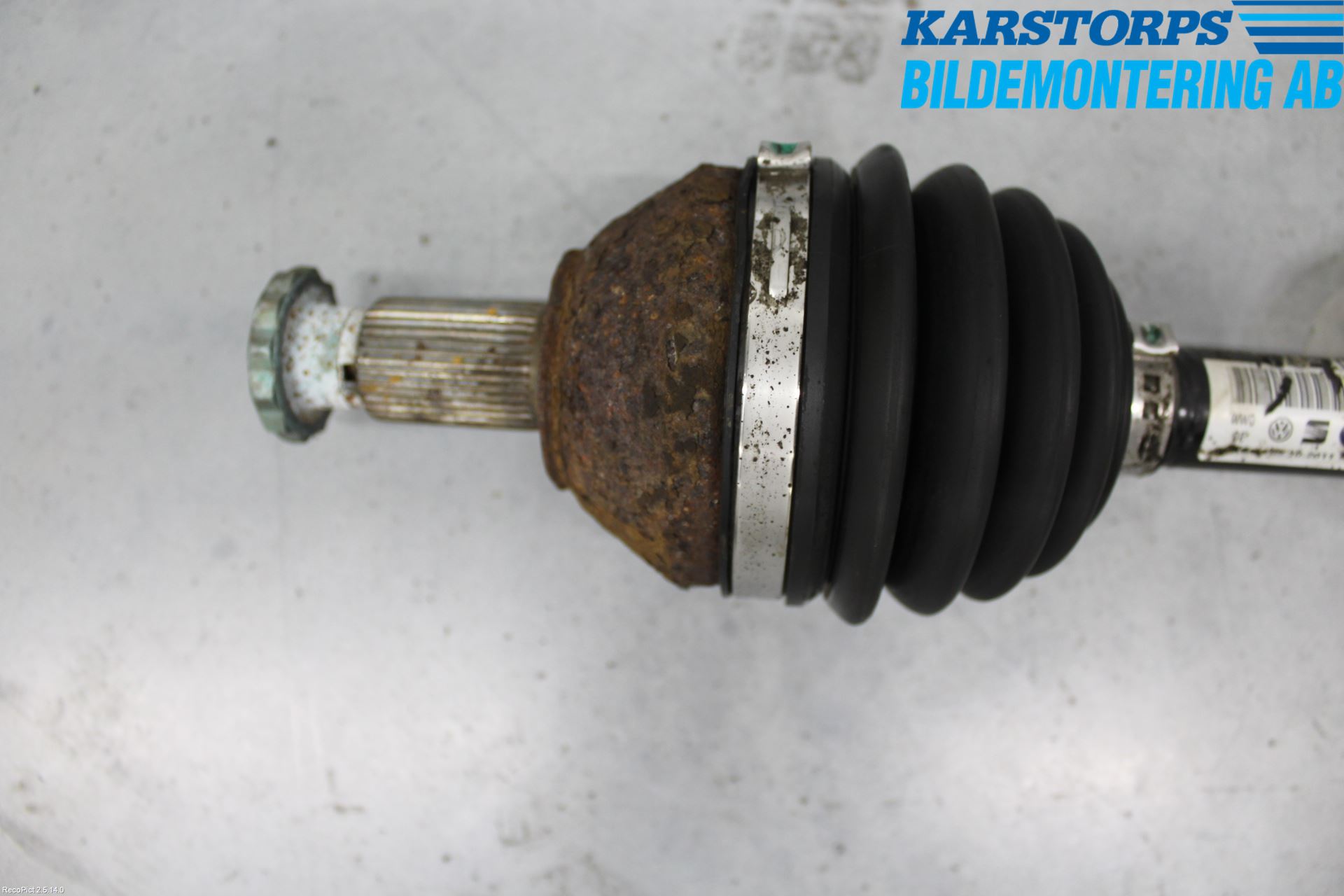 Skoda FABIA 07-14 Drivaxel Fram Vänster