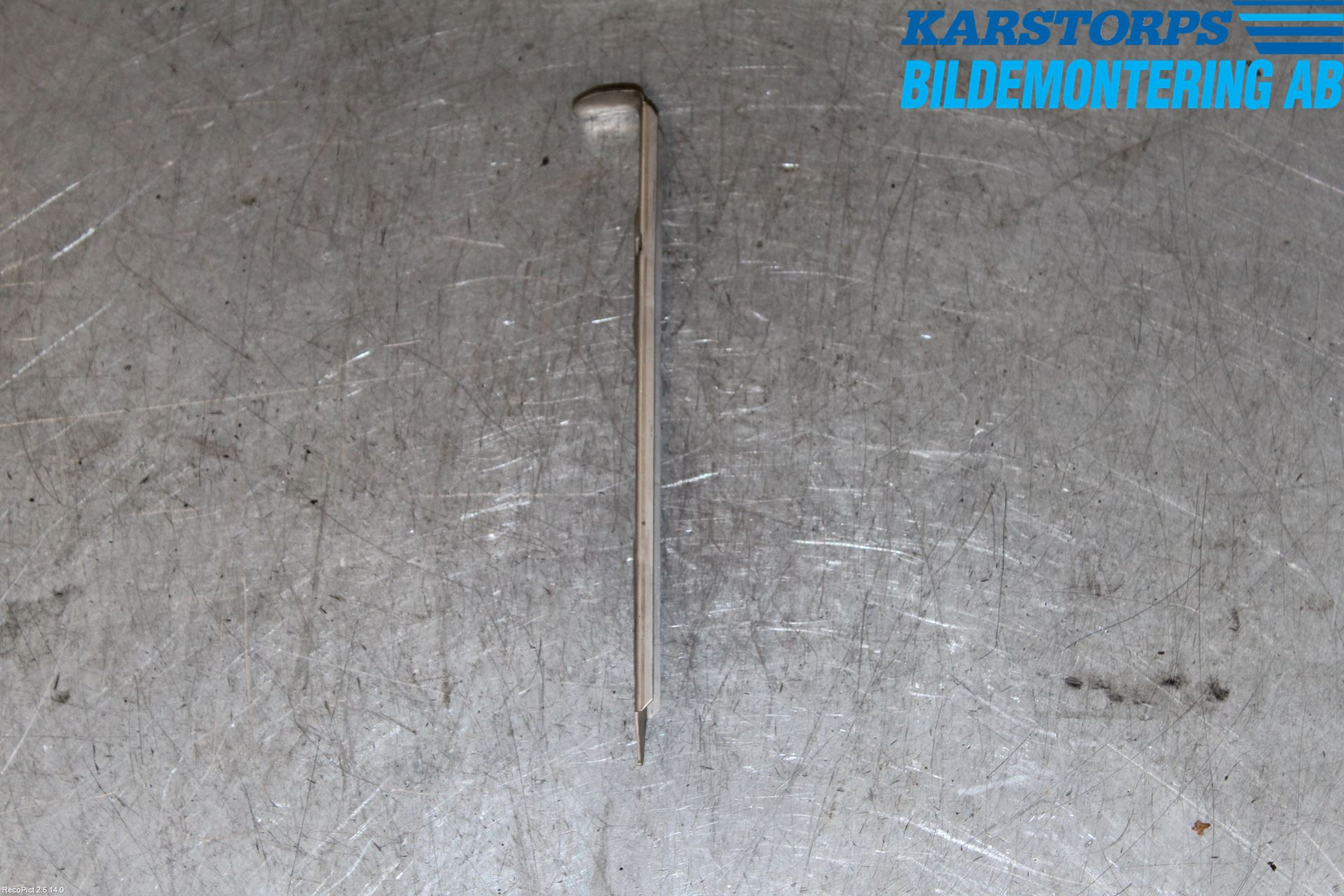 Volvo XC70 08-13 Strålkast Fästsarg