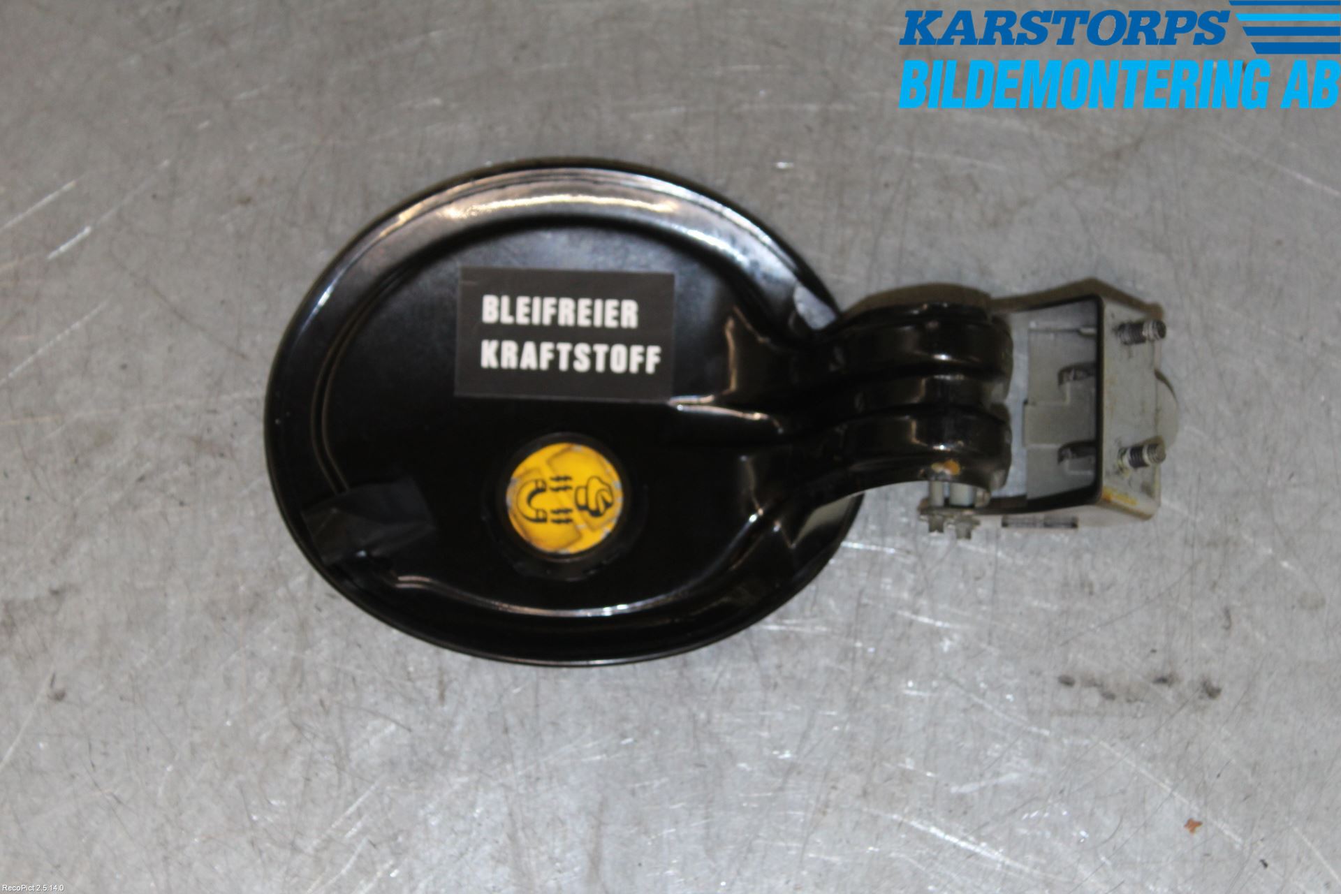 Jaguar XK8/XKR   96-06 Tanklucka