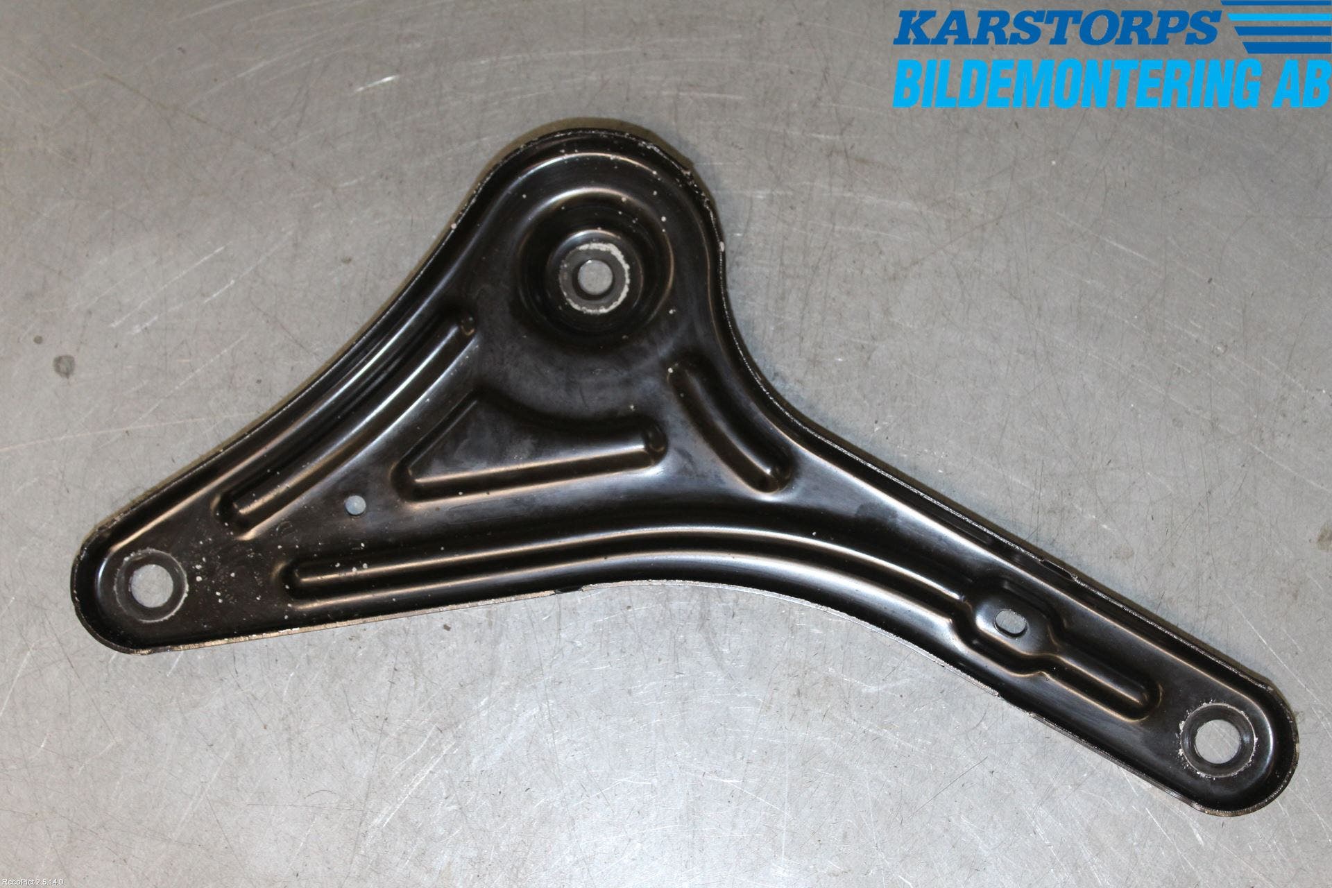 BMW X3 F25 10-17 Bakram-Fästbalk