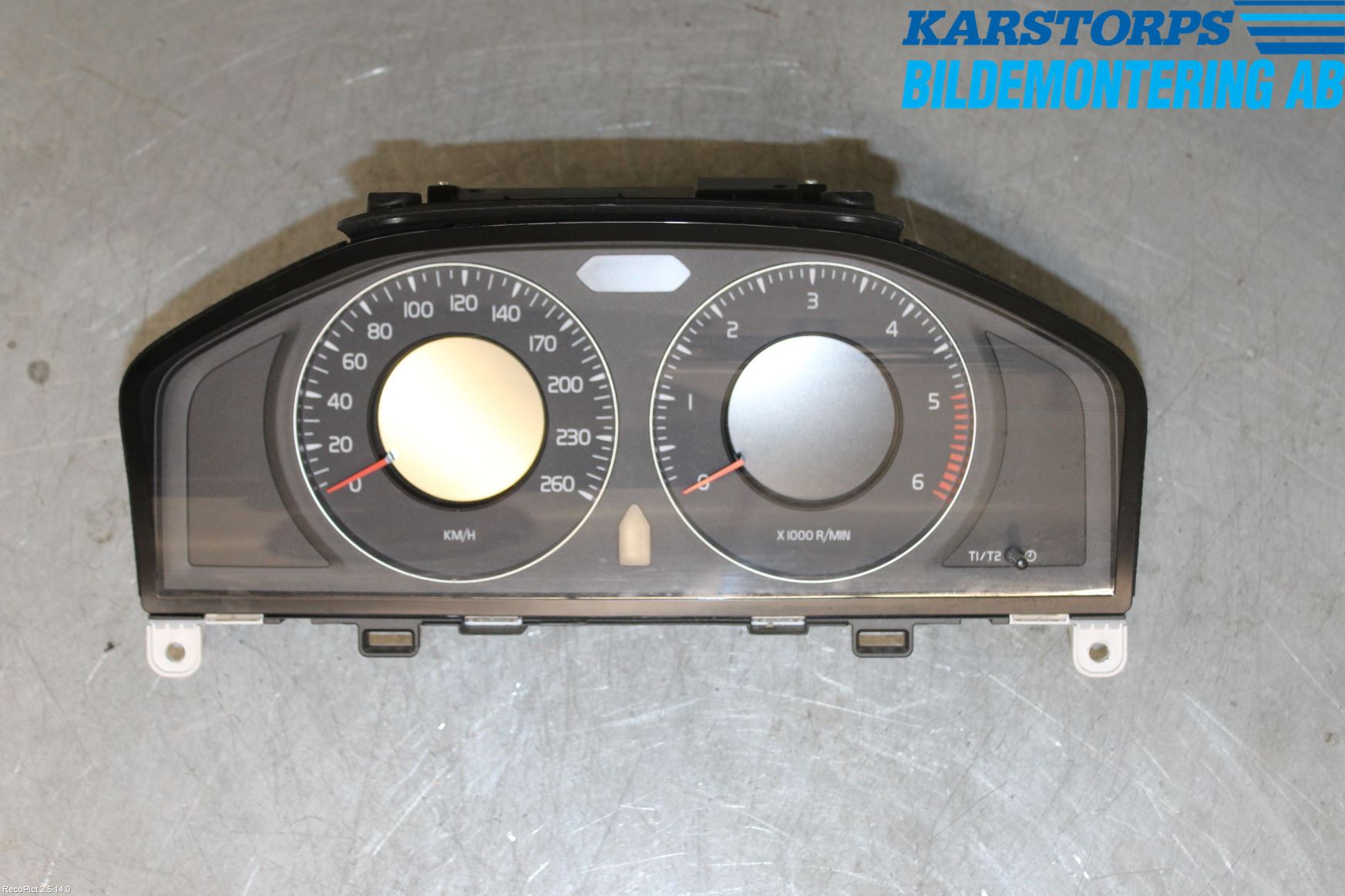Volvo XC70 08-13 Instrument Komb