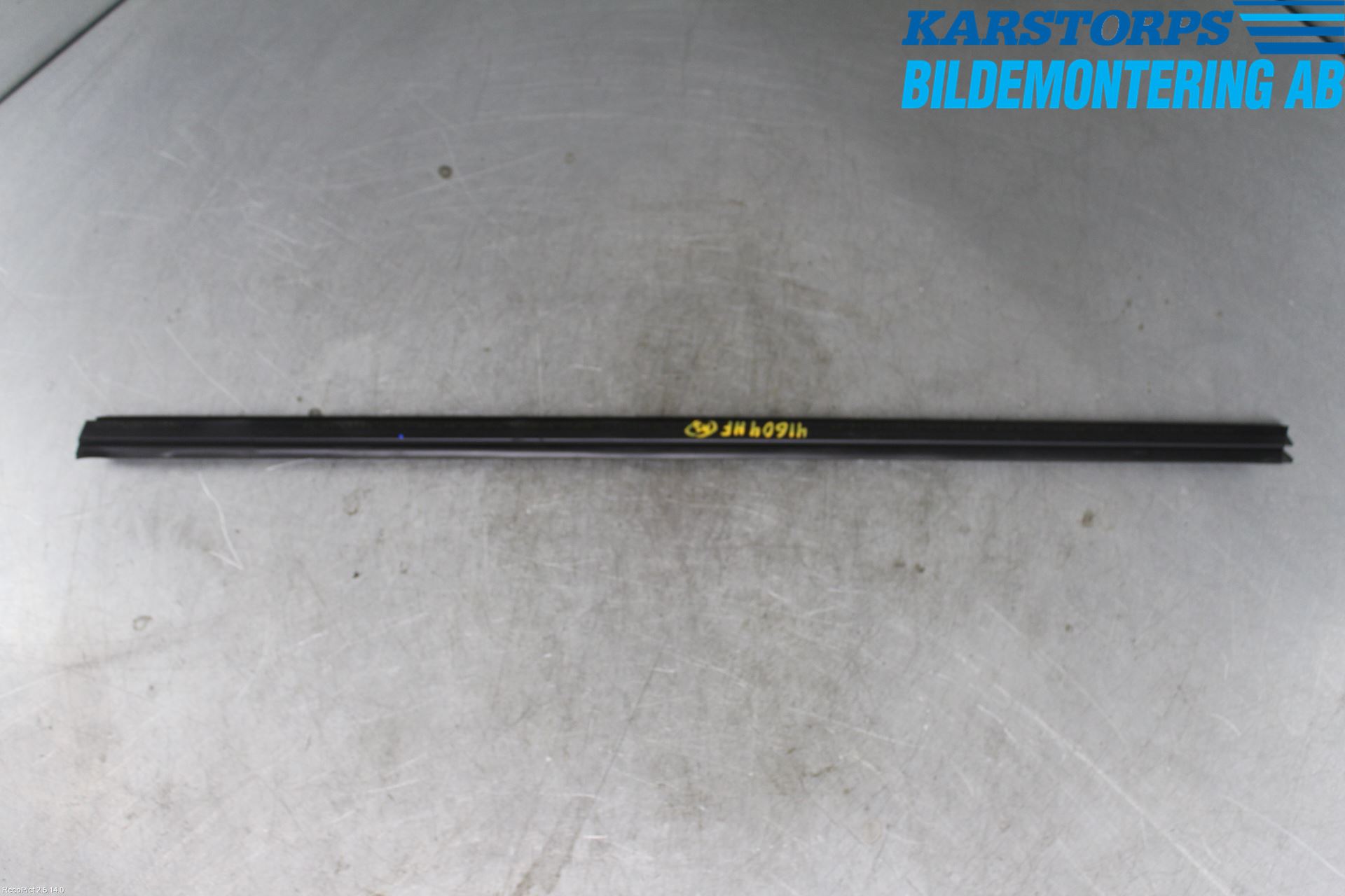 Volvo XC60 14-17 Dörr Dekorlist Fram Hö