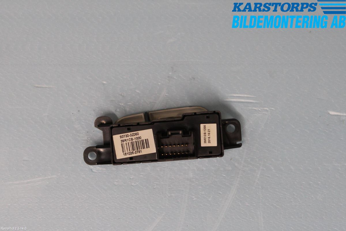 Hyundai i40 16-18 Strömställare Stolvärme