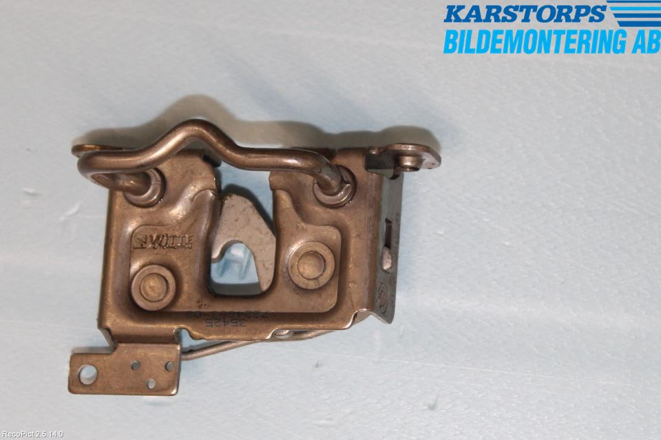 BMW X3 F25 10-17 Huvlås