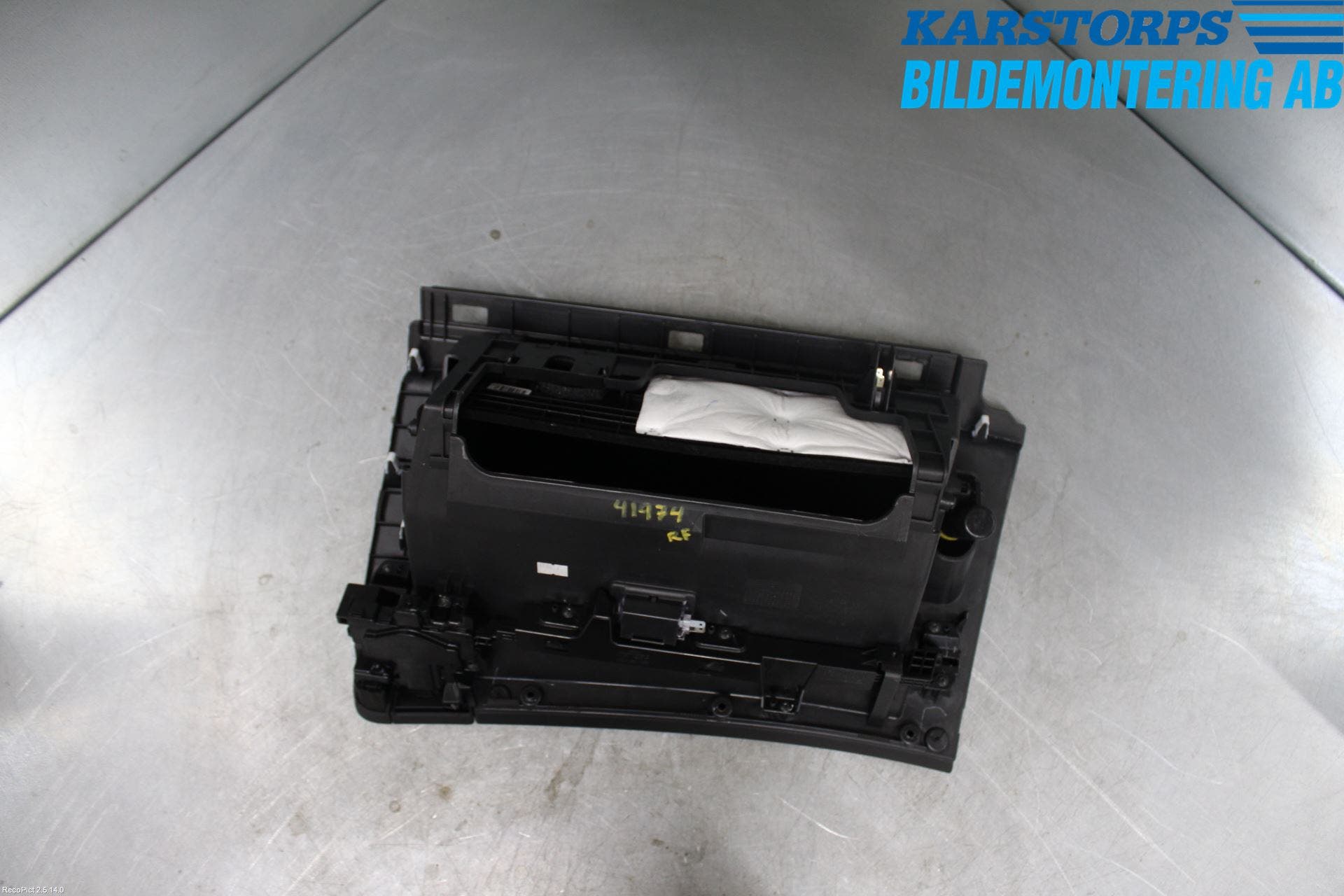 Hyundai i40 16-18 Handskfack