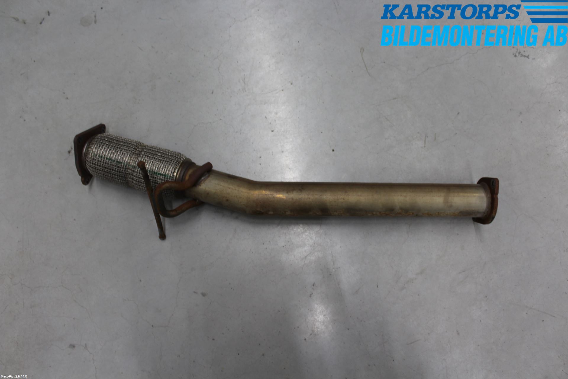 Volvo XC60 14-17 Avgas Främre Rör