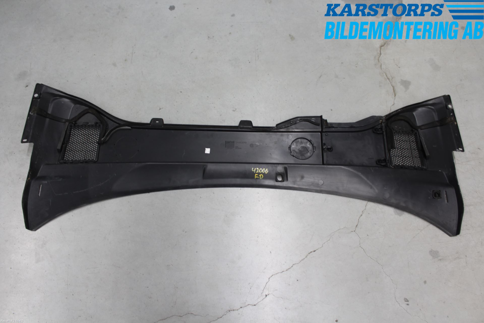 Volvo XC70 08-13 Torpedplåt-Torpedplast