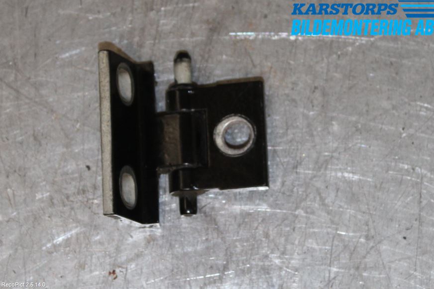 Volvo V70 00-04 Dörrgångjärn