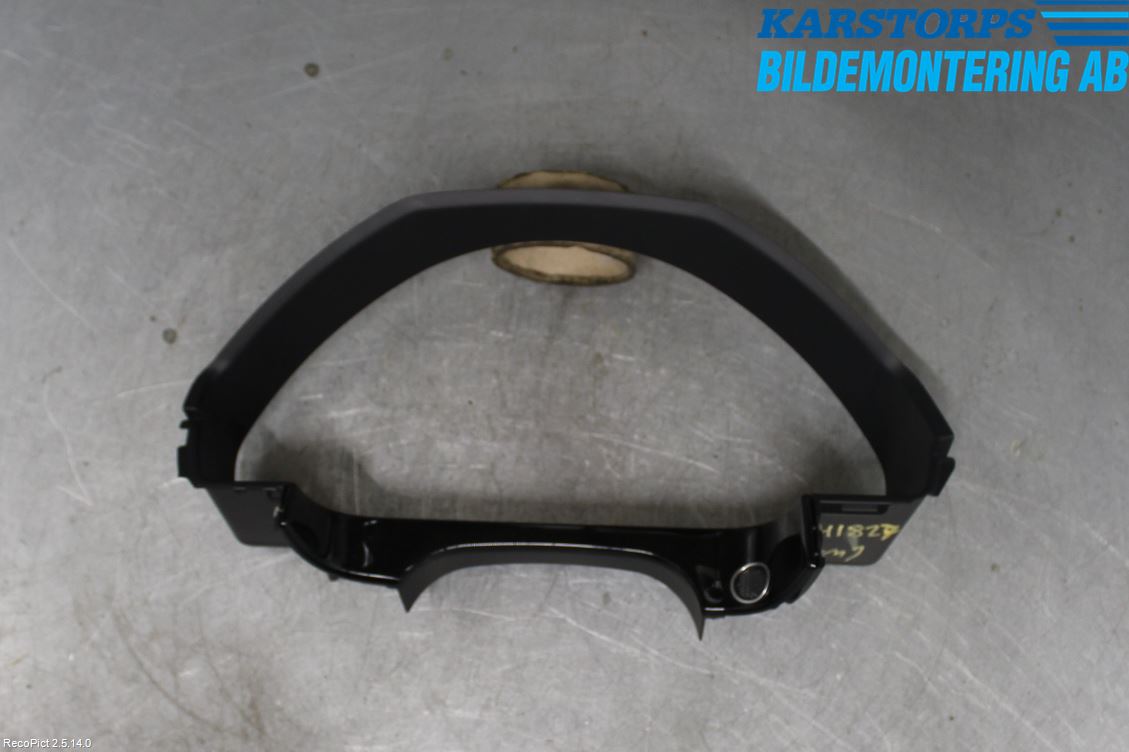 Mercedes-Benz MB E-KLASS (W212) 09-16 Instrumentsarg