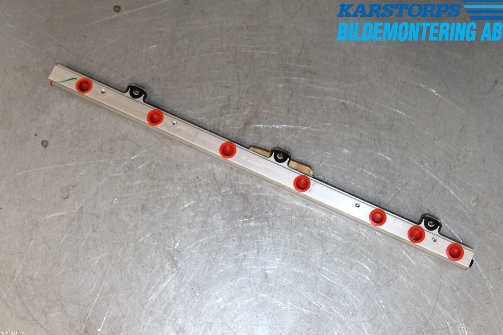 Volvo XC70 08-13 Inj. Fuelrail