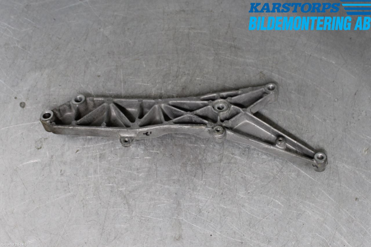 Volvo XC70 08-13 Ac Kompressor-Fäste