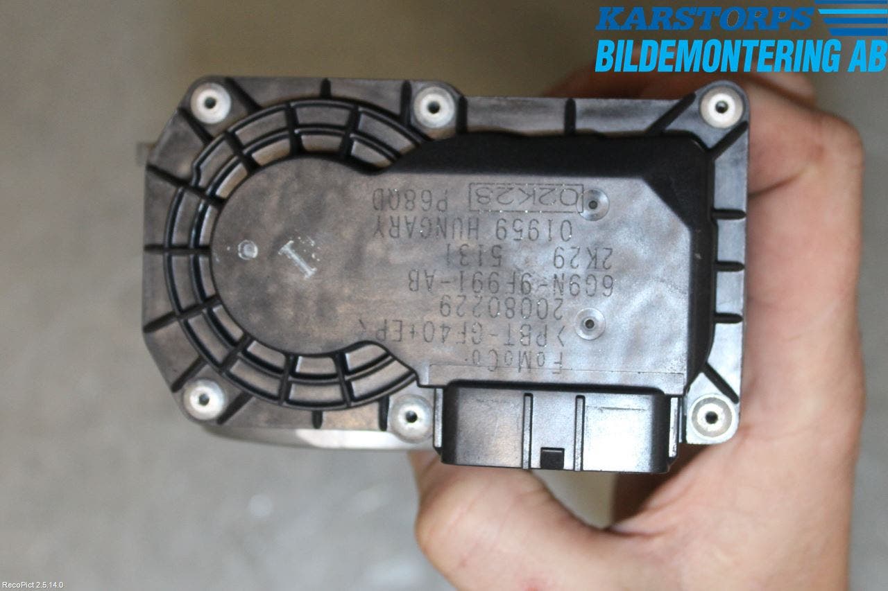 Volvo XC70 08-13 Injspjällhus