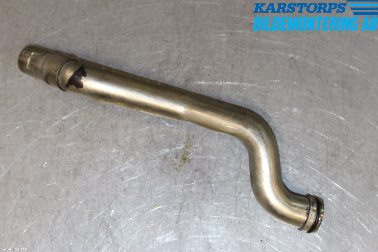 Volvo XC70 08-13 Kylarslang Fäst På Motor