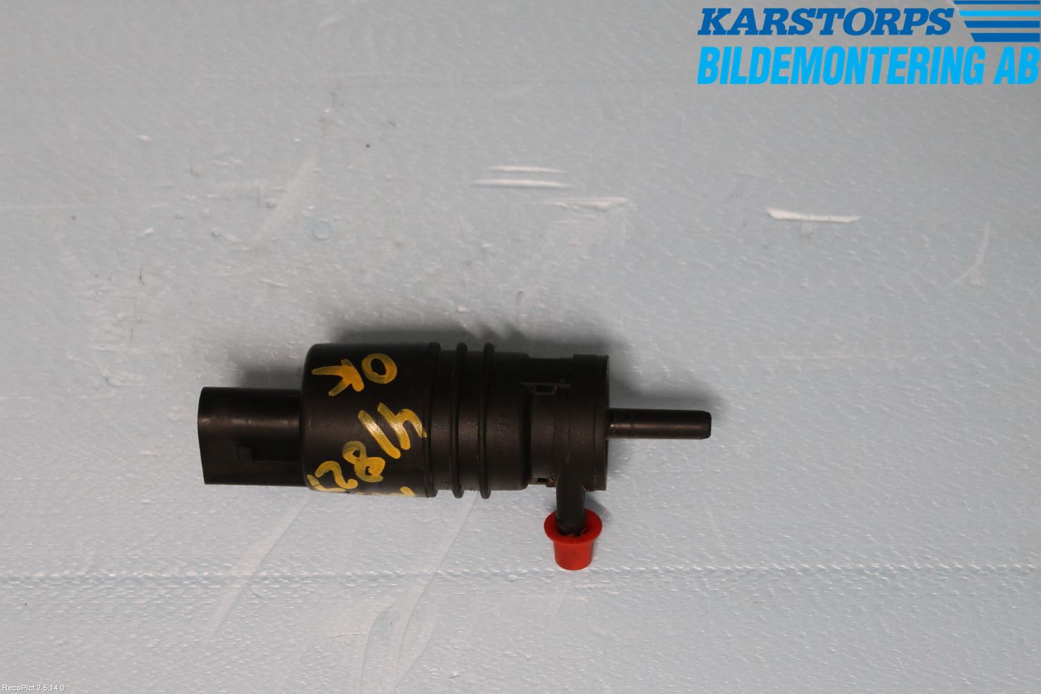 Mercedes-Benz MB E-KLASS (W212) 09-16 Spolarpump Vindruta