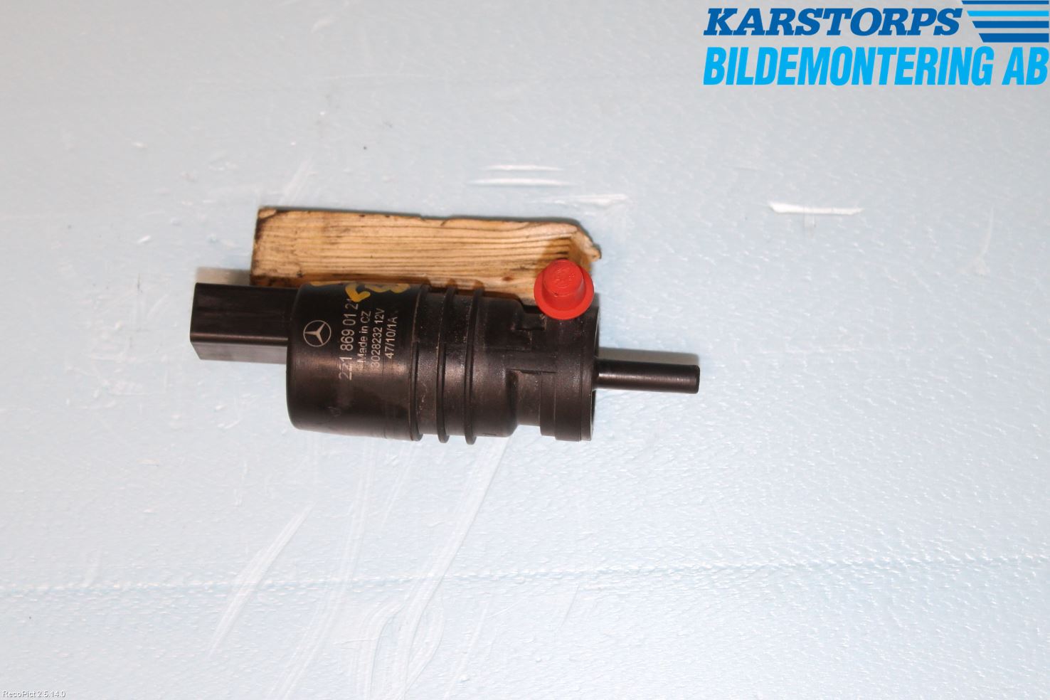 Mercedes-Benz MB E-KLASS (W212) 09-16 Spolarpump Vindruta