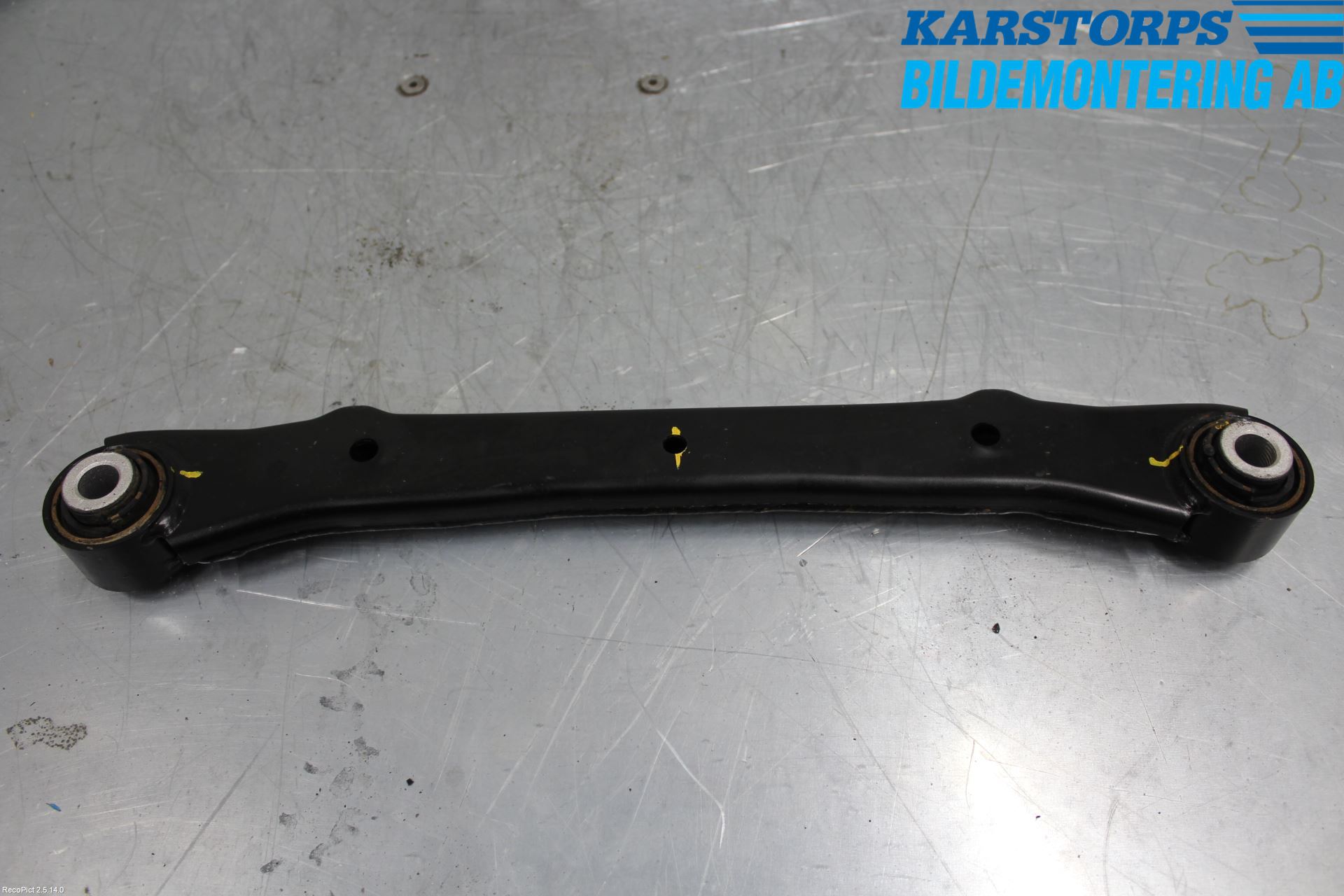 Hyundai i40 16-18 Bärarm Bak Övre Vänster