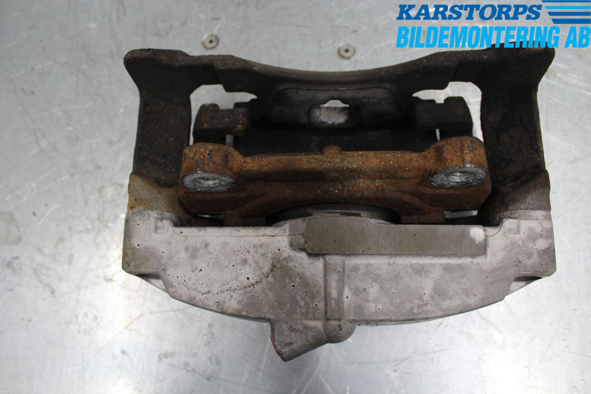 Volvo XC70 08-13 Bromsok Fram Höger